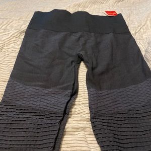 New with tags Spanx black leggings